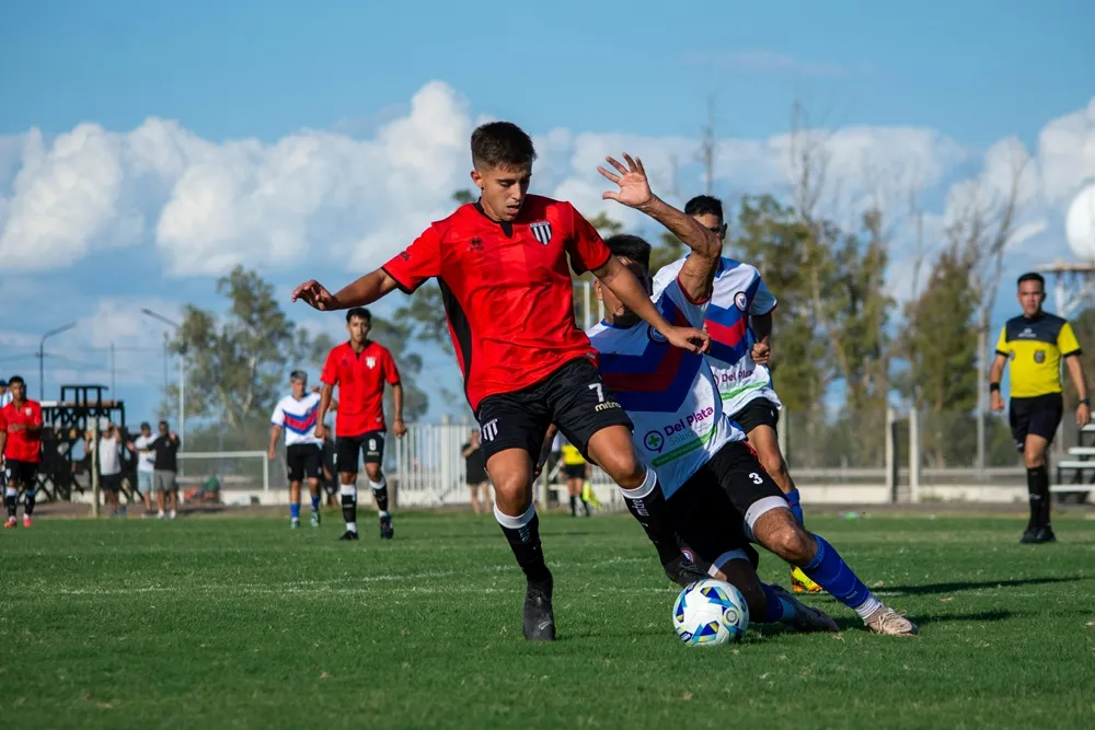 축구 포지션별 역할 정리: 포지션 이해로 경기 보는 눈을 높이자